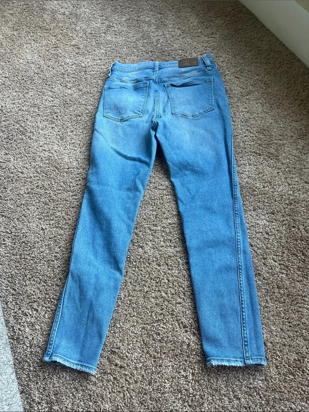 Madewell 10” High Rise Skinny Crop Straight-Leg Jeans in Medium Blue Wash Size 2